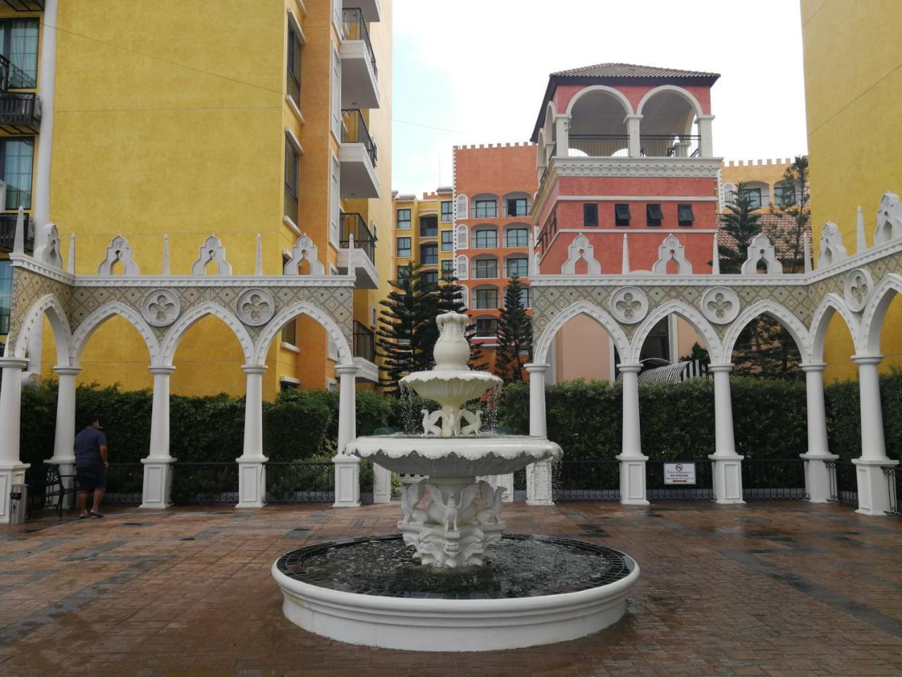 Venetian Poseidon Pool Hotel Csomtien-part Kültér fotó